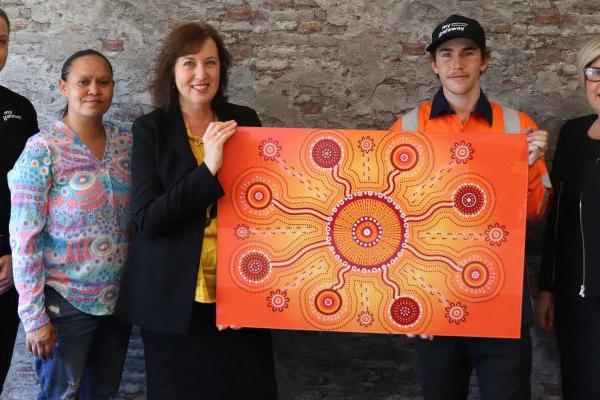 Rhonda Sampson’s Indigenous designs captivate apprentice employers